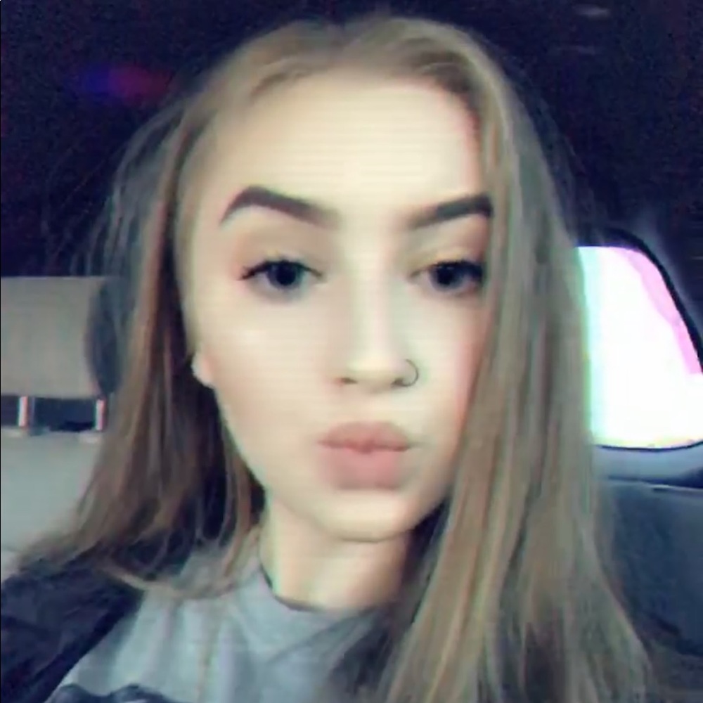 Meet your Posher, Haley